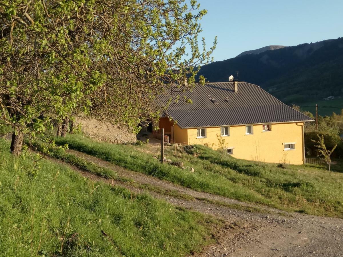 Les Logis De Lucie Leilighet Selonnet Eksteriør bilde